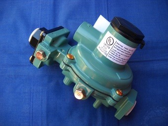 RE988TW - Regulator: 15KG 2 Stage 1/4"x1/2"